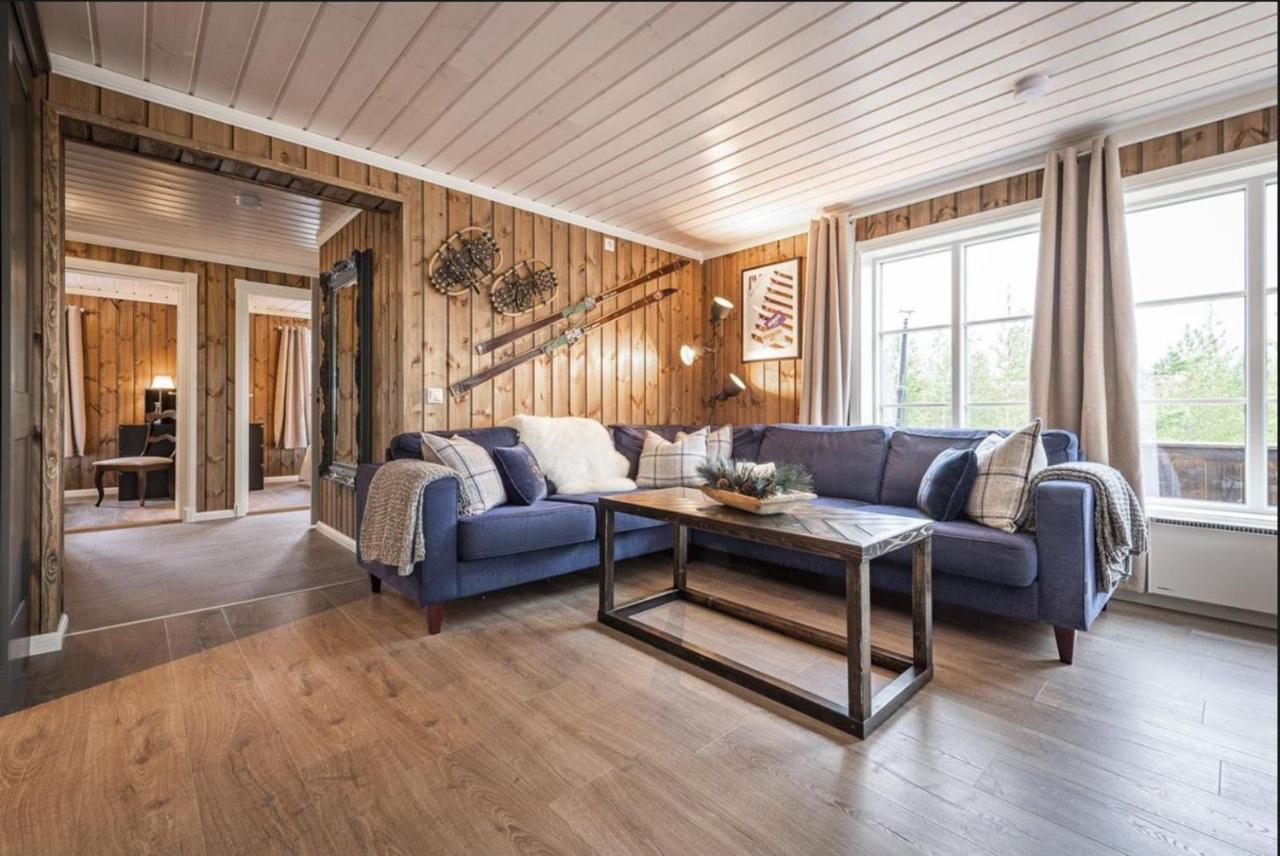 Cabin With Sauna In トリシル エクステリア 写真
