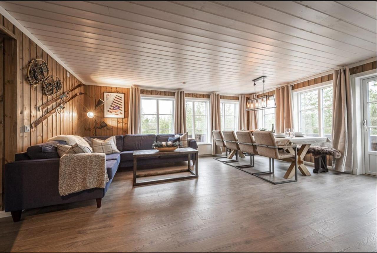 Cabin With Sauna In トリシル エクステリア 写真