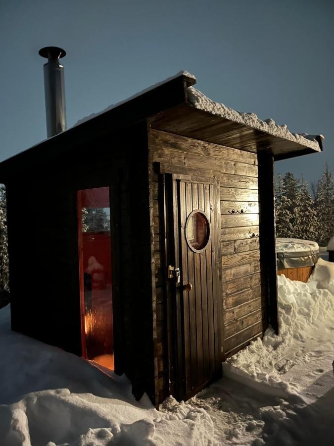 Cabin With Sauna In トリシル エクステリア 写真